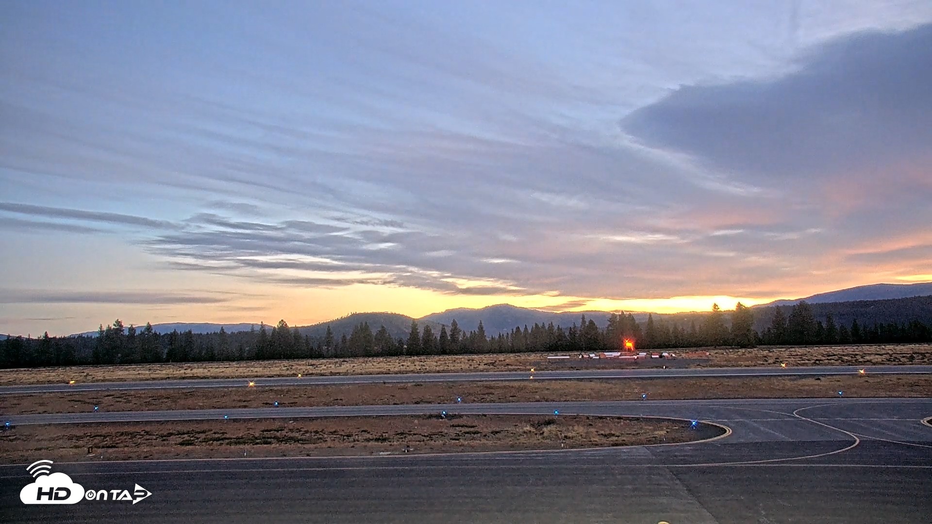 Snapshot of Truckee Tahoe Airport Live Webcam taken Sep 26, 2026, 6:32am PDT