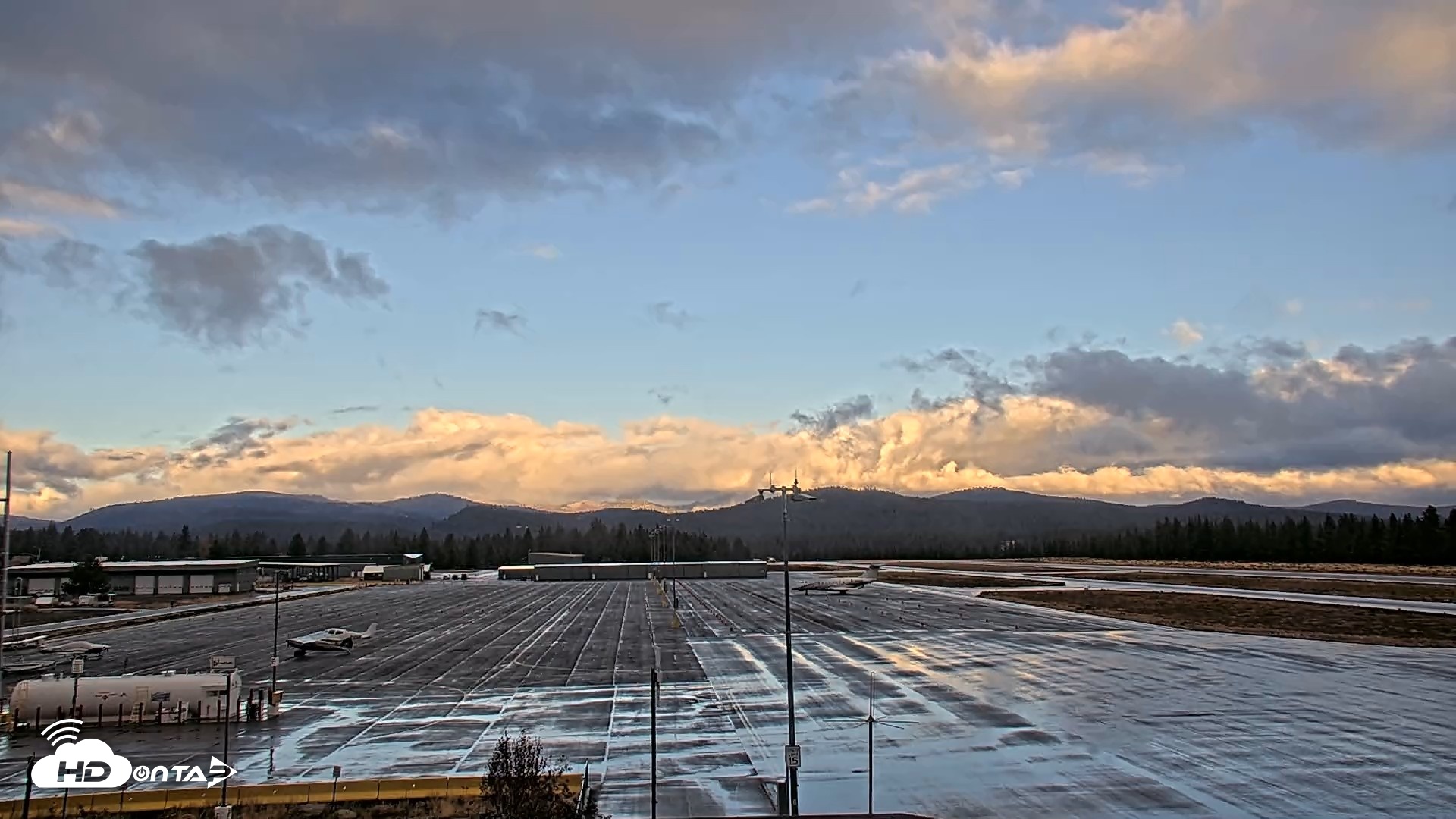 Snapshot of Truckee Tahoe Airport Live Webcam taken Oct 23, 2026, 7:57am PDT
