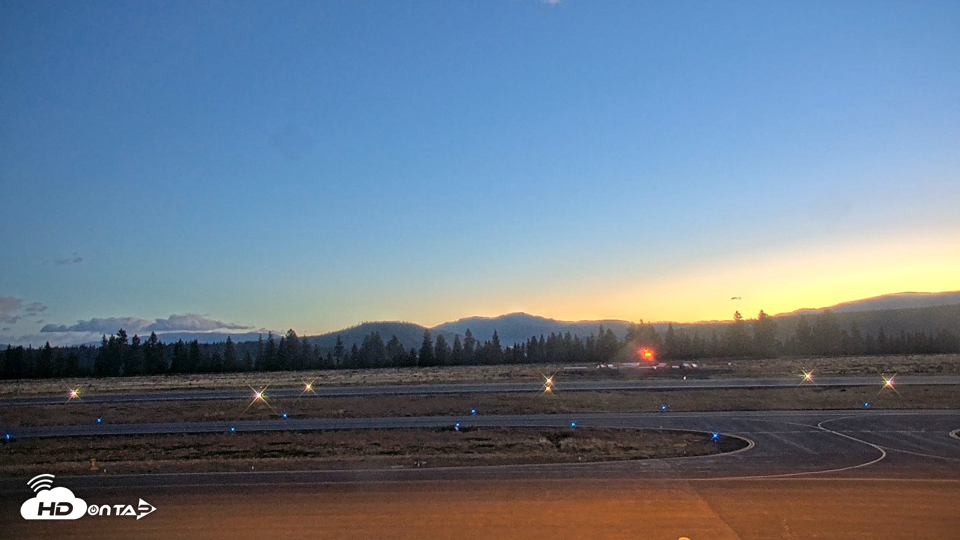 Snapshot of Truckee Tahoe Airport Live Webcam taken Sep 6, 2026, 6:07am PDT