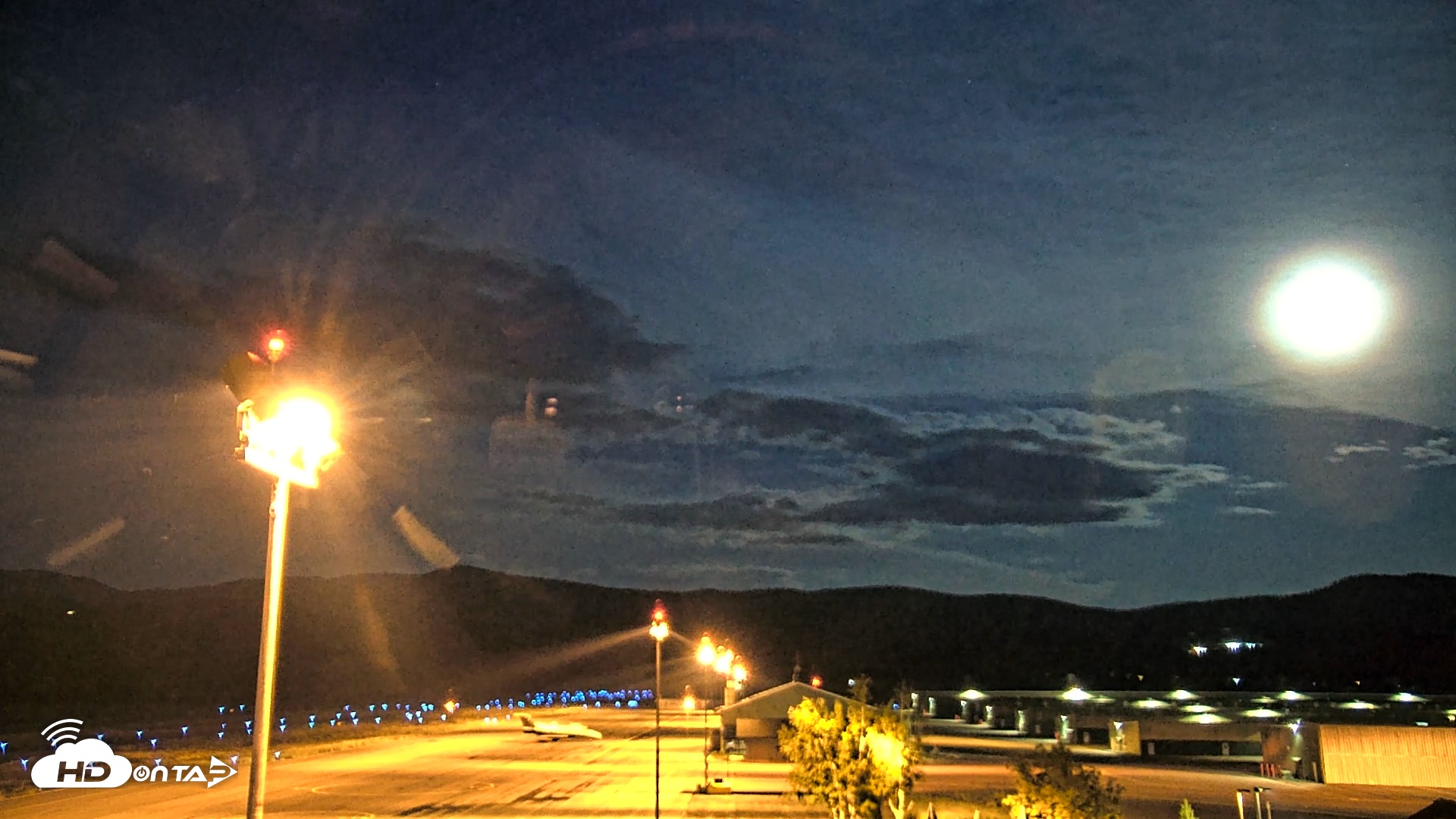 Snapshot of Truckee Tahoe Airport Live Webcam taken Jun 9, 2025, 9:26pm PDT