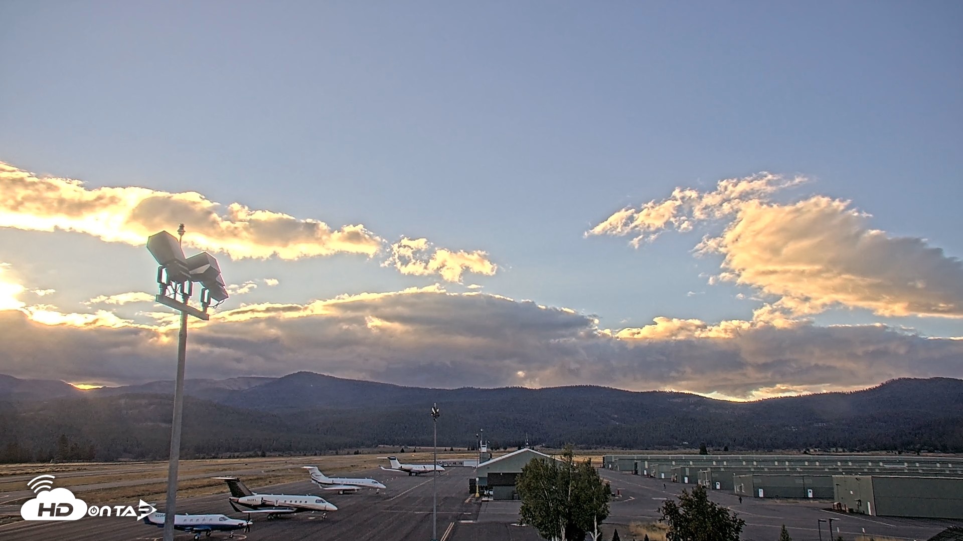 Snapshot of Truckee Tahoe Airport Live Webcam taken Sep 5, 2026, 7:16am PDT