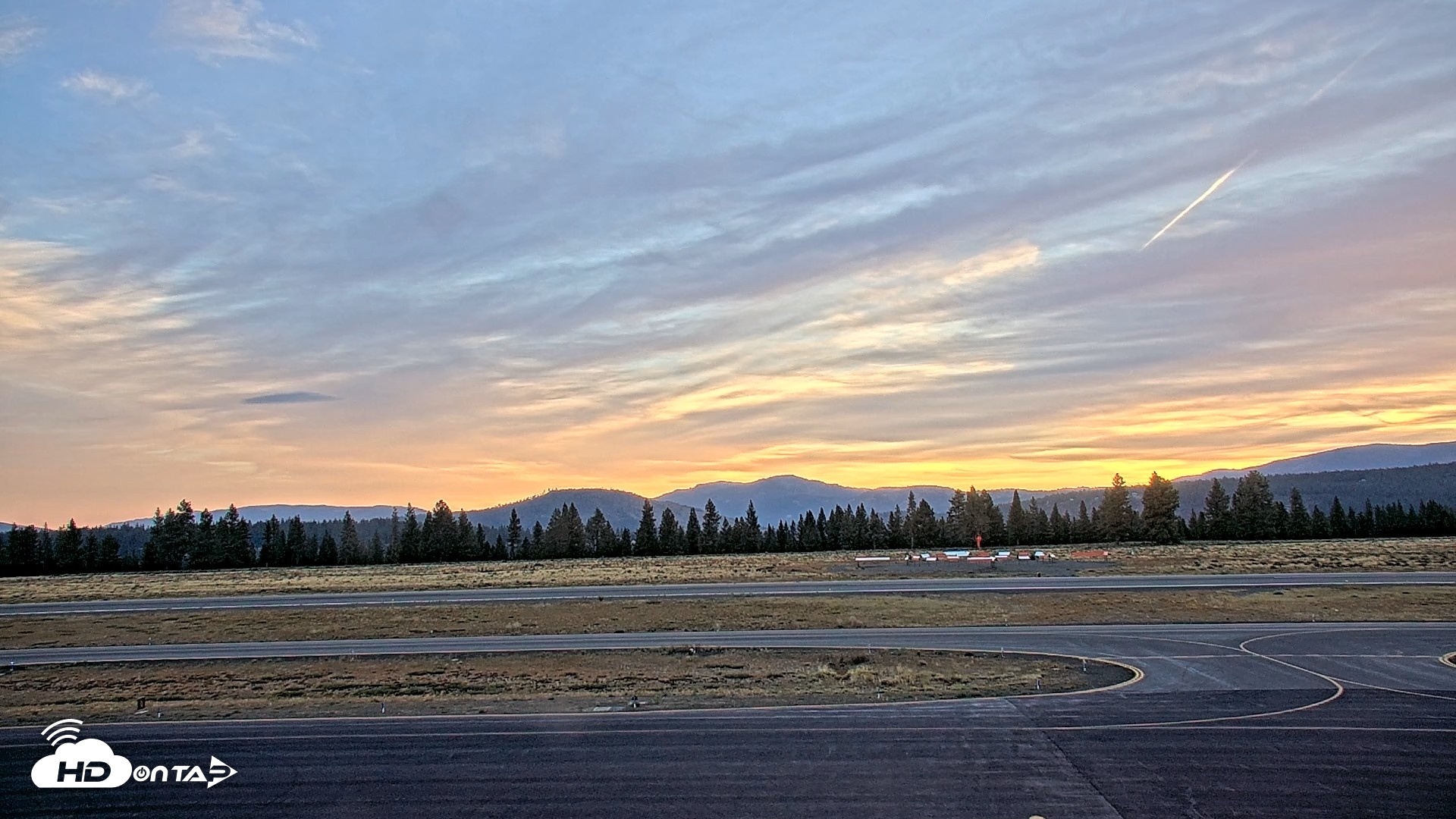 Snapshot of Truckee Tahoe Airport Live Webcam taken Aug 21, 2026, 6:22am PDT