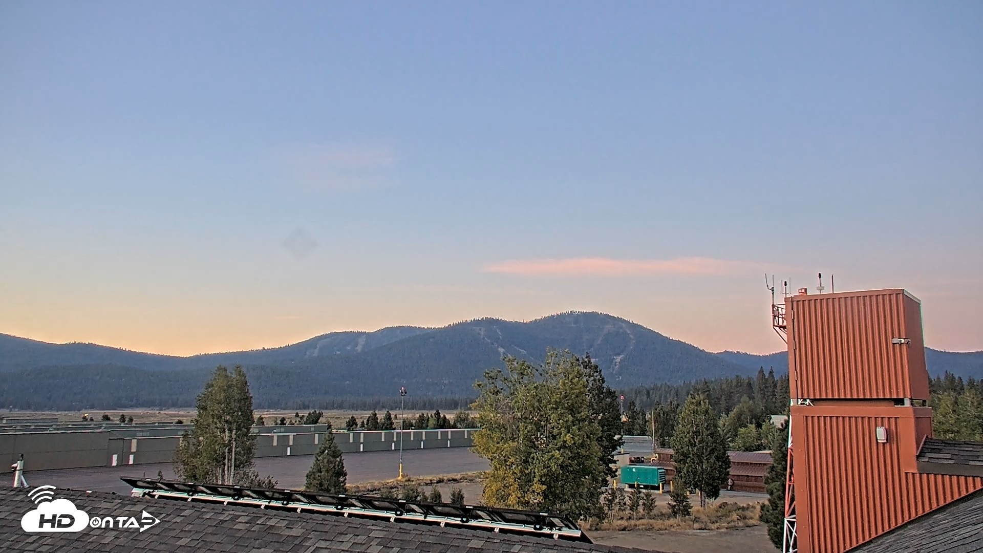 Snapshot of Truckee Tahoe Airport Live Webcam taken Aug 26, 2026, 6:17am PDT