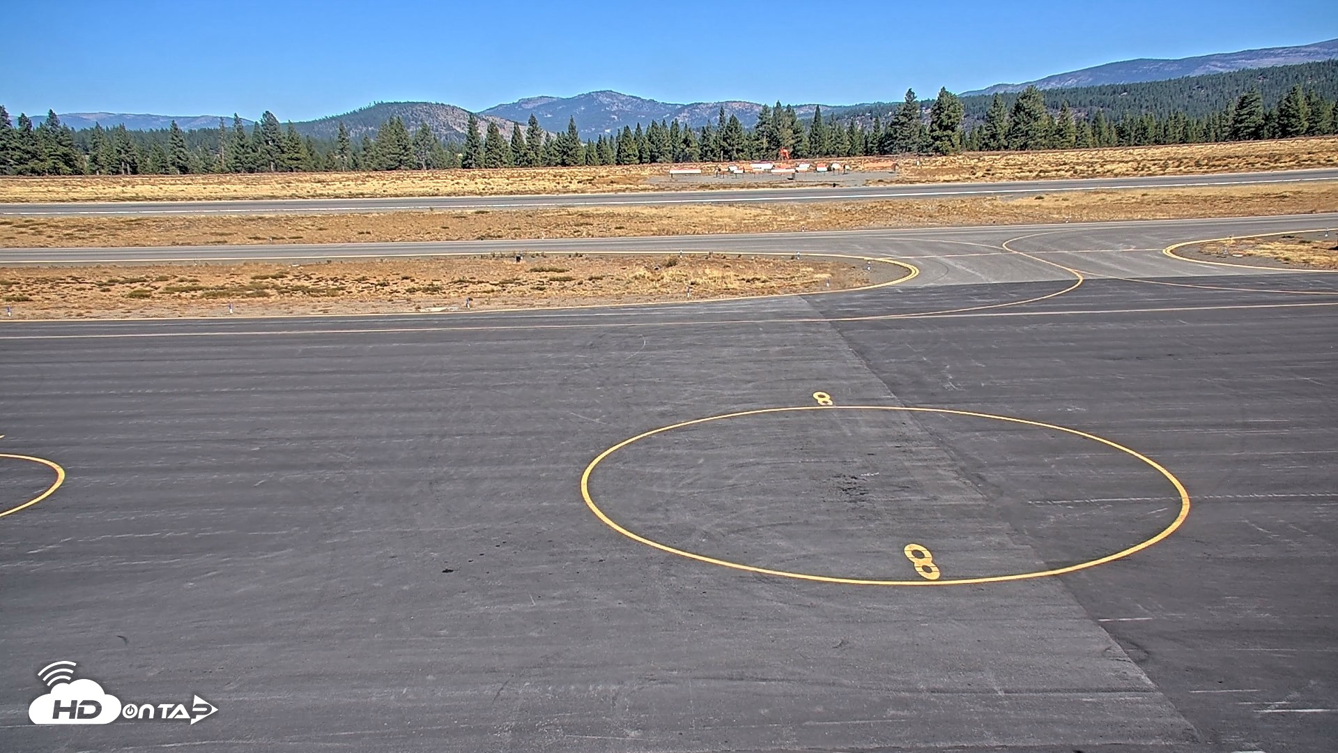 Snapshot of Truckee Tahoe Airport Live Webcam taken Oct 15, 2026, 1:16pm PDT