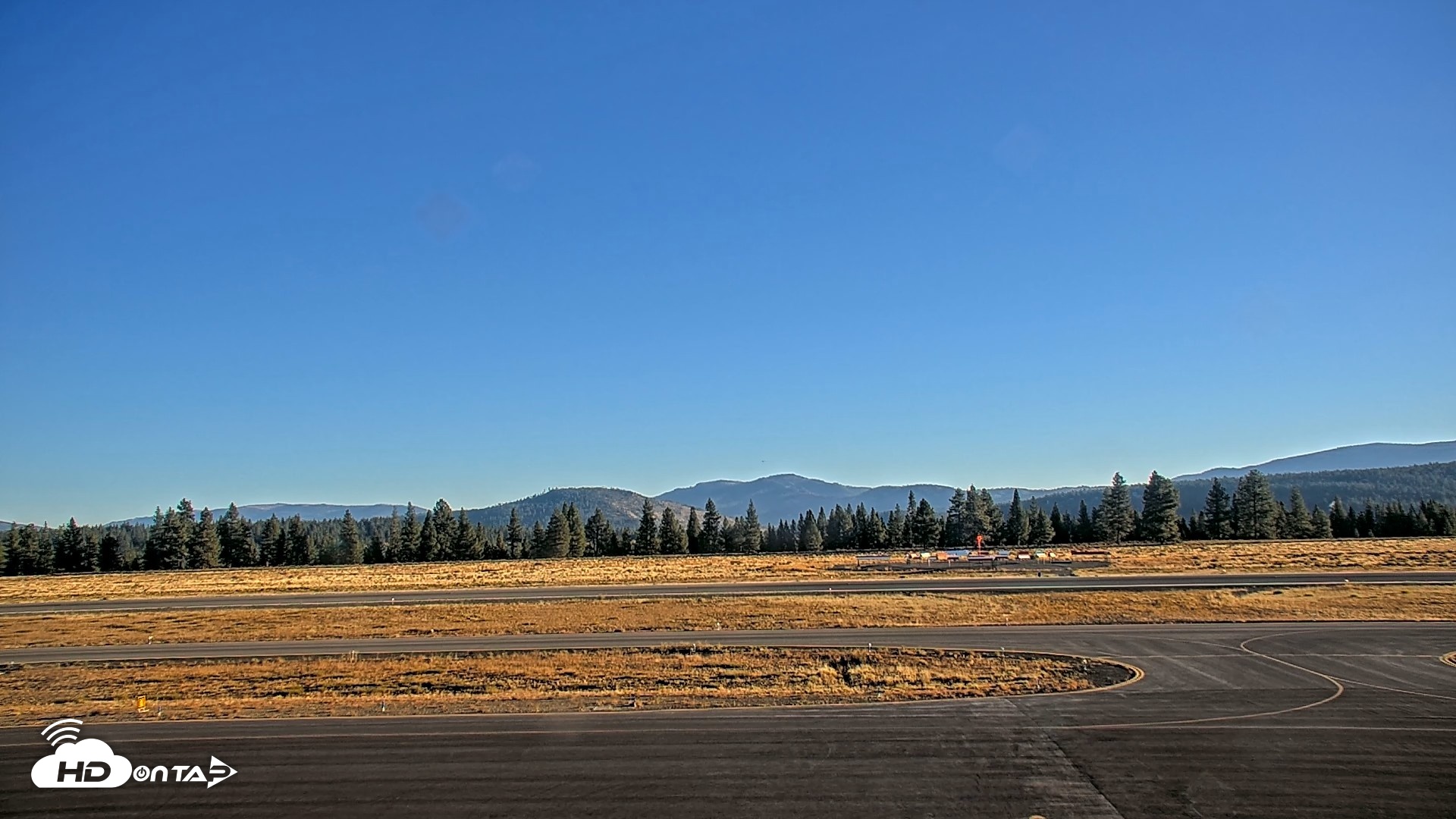 Snapshot of Truckee Tahoe Airport Live Webcam taken Sep 30, 2026, 7:49am PDT
