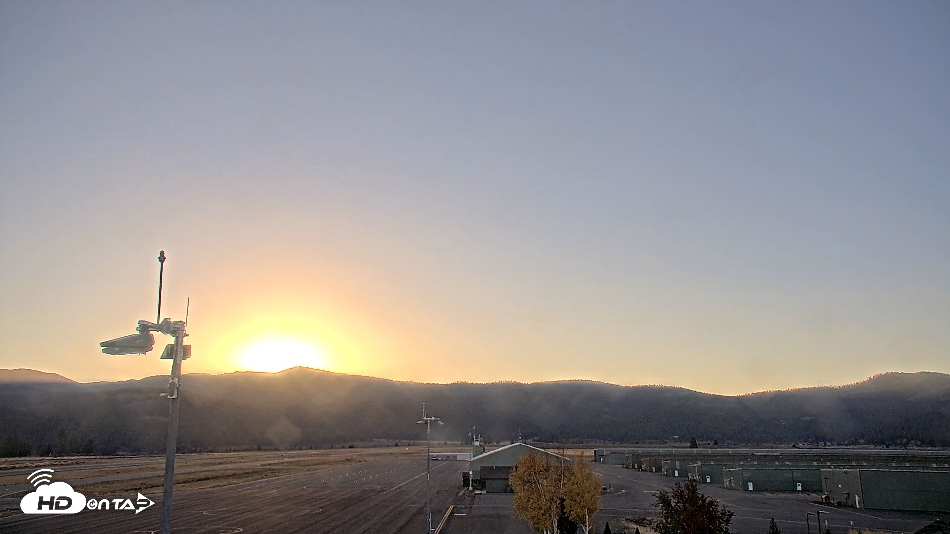 Snapshot of Truckee Tahoe Airport Live Webcam taken Oct 19, 2026, 7:39am PDT