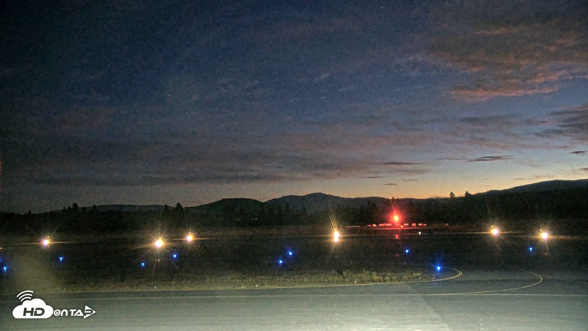 Snapshot of Truckee Tahoe Airport Live Webcam taken Oct 4, 2026, 6:12am PDT