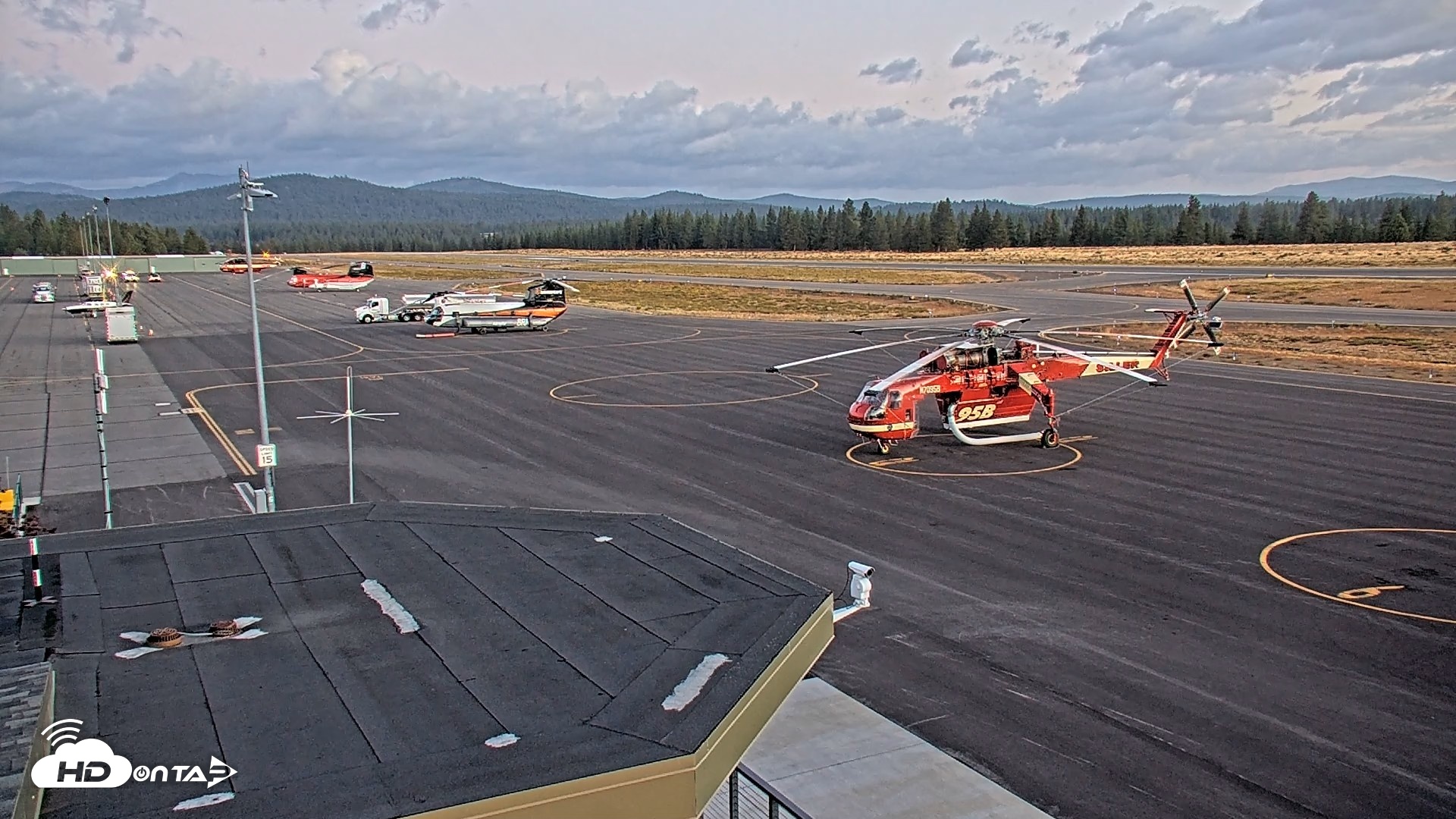 Snapshot of Truckee Tahoe Airport Live Webcam taken Sep 17, 2026, 6:37am PDT