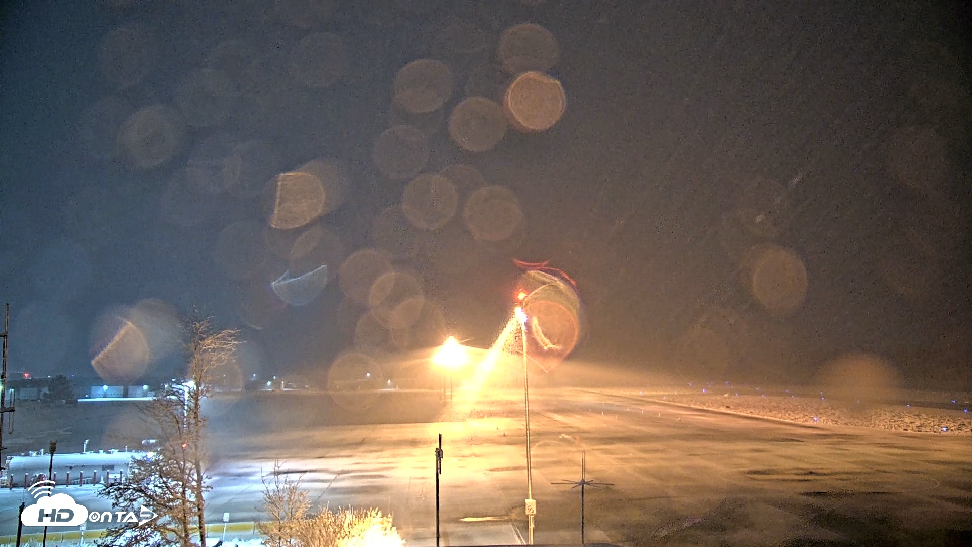 Snapshot of Truckee Tahoe Airport Live Webcam taken Apr 27, 2025, 4:10am PDT