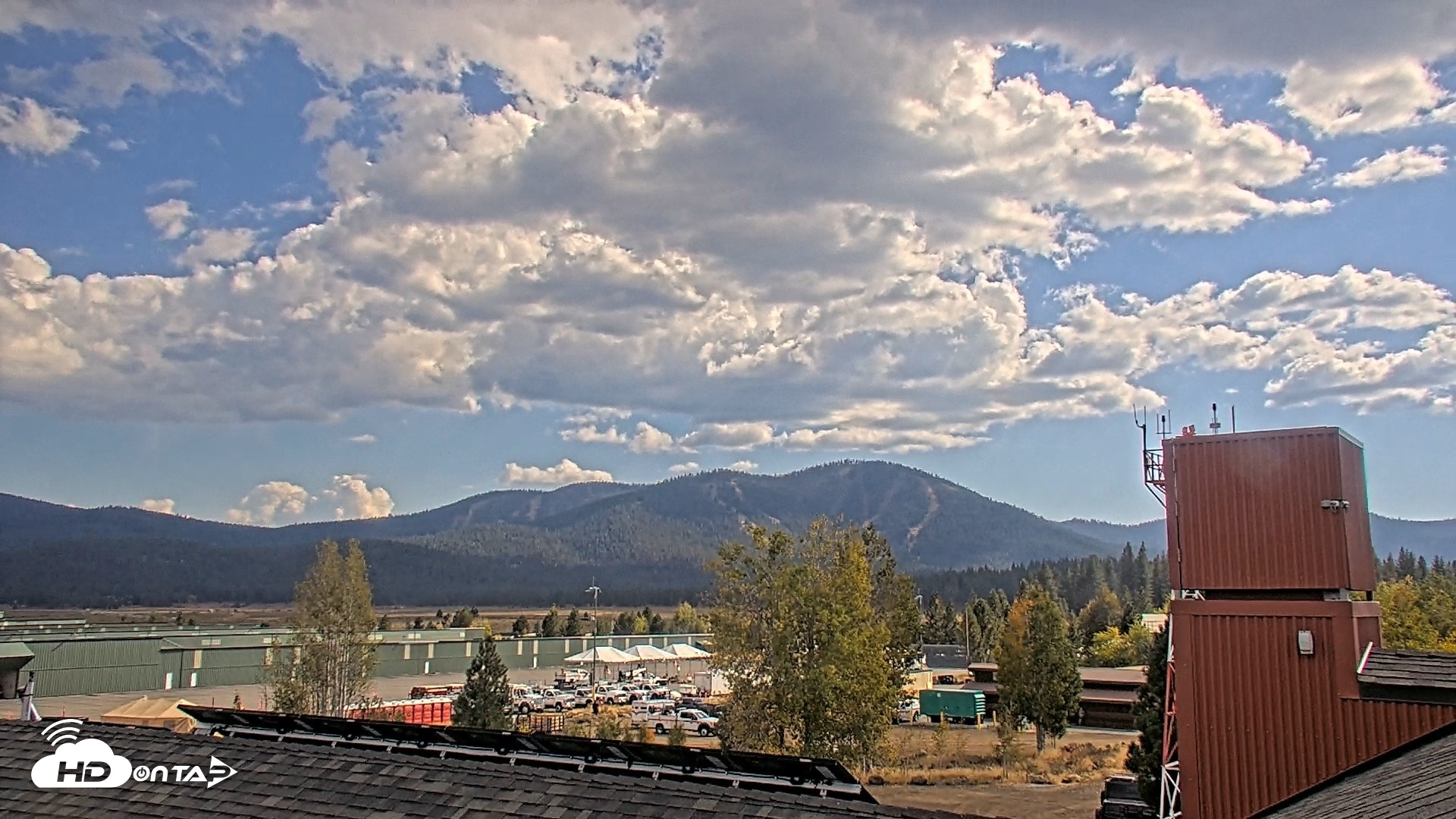 Snapshot of Truckee Tahoe Airport Live Webcam taken Sep 22, 2026, 3:27pm PDT
