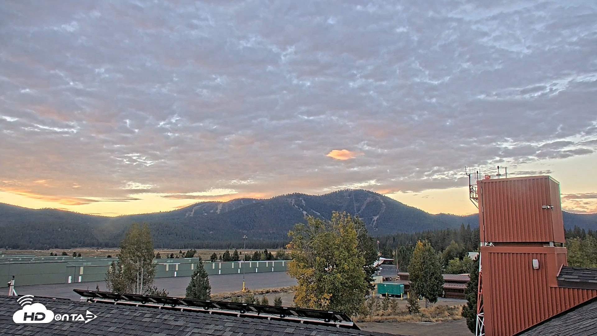 Snapshot of Truckee Tahoe Airport Live Webcam taken Sep 10, 2026, 6:43am PDT