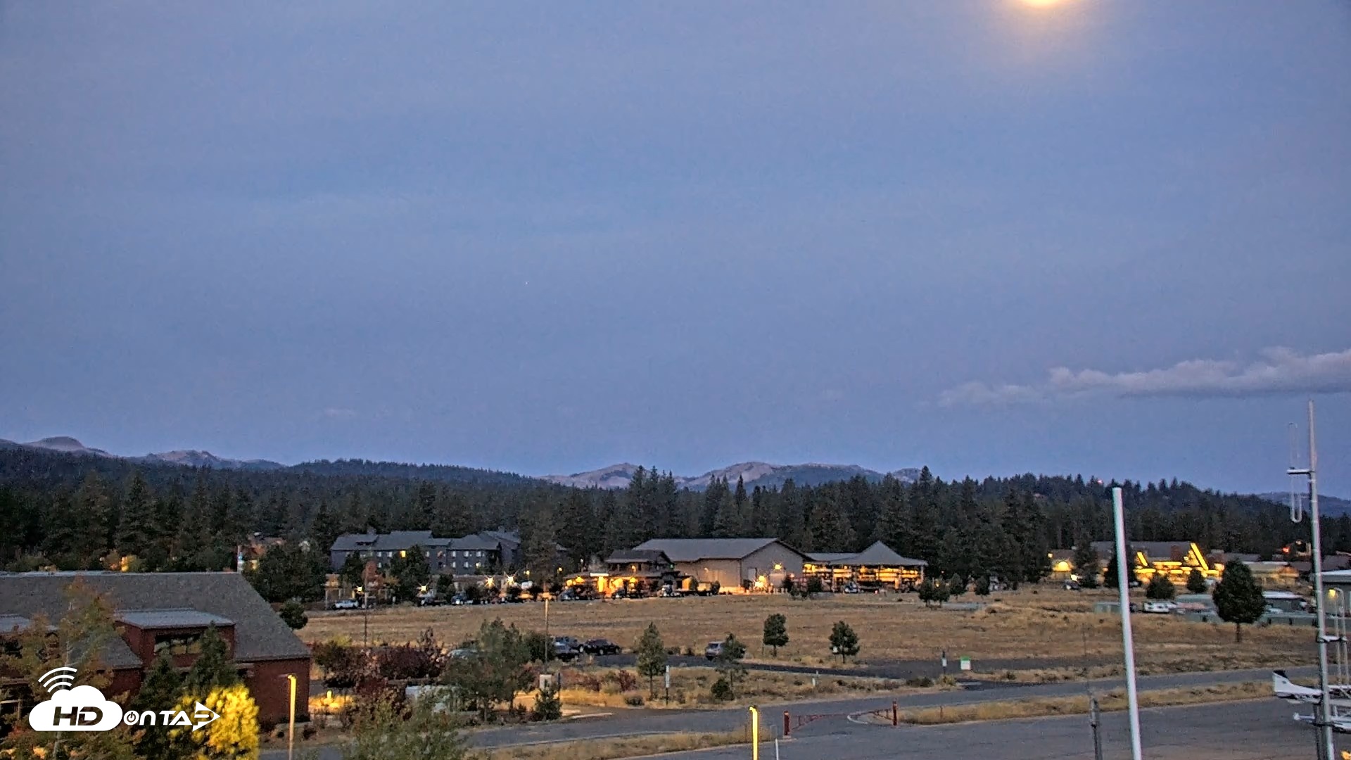 Snapshot of Truckee Tahoe Airport Live Webcam taken Sep 27, 2026, 6:33am PDT
