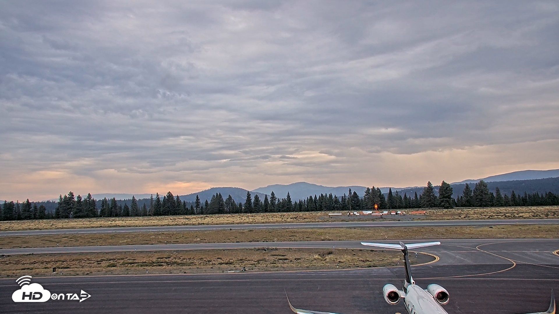 Snapshot of Truckee Tahoe Airport Live Webcam taken Aug 28, 2026, 6:50am PDT