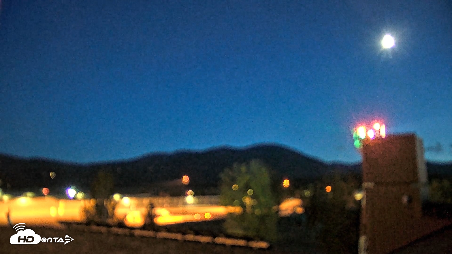 Snapshot of Truckee Tahoe Airport Live Webcam taken Sep 28, 2025, 7:28pm PDT