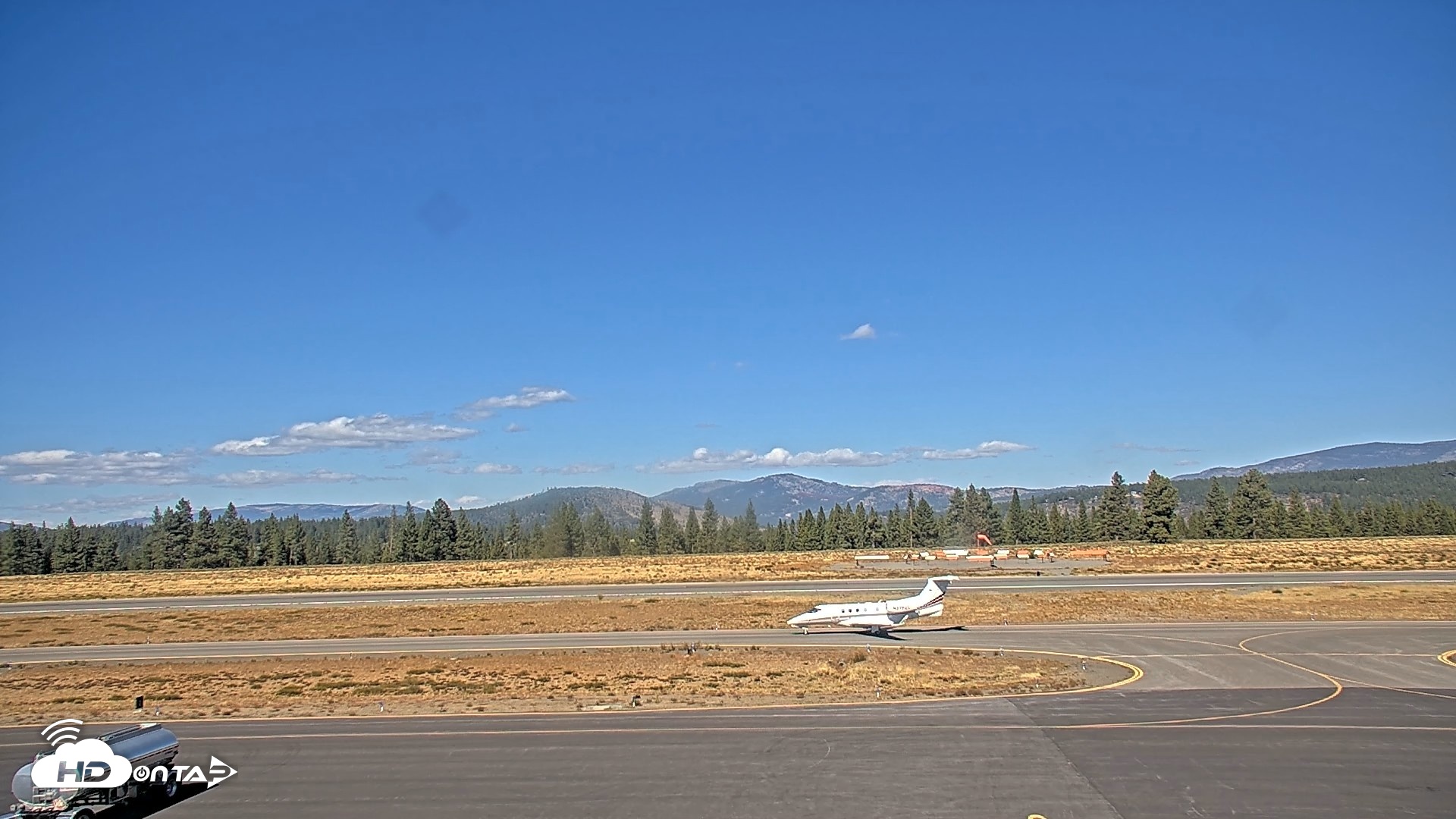 Snapshot of Truckee Tahoe Airport Live Webcam taken Sep 18, 2026, 2:57pm PDT