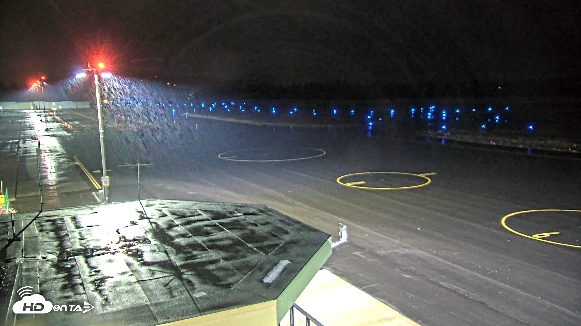 Snapshot of Truckee Tahoe Airport Live Webcam taken Oct 21, 2026, 7:45pm PDT