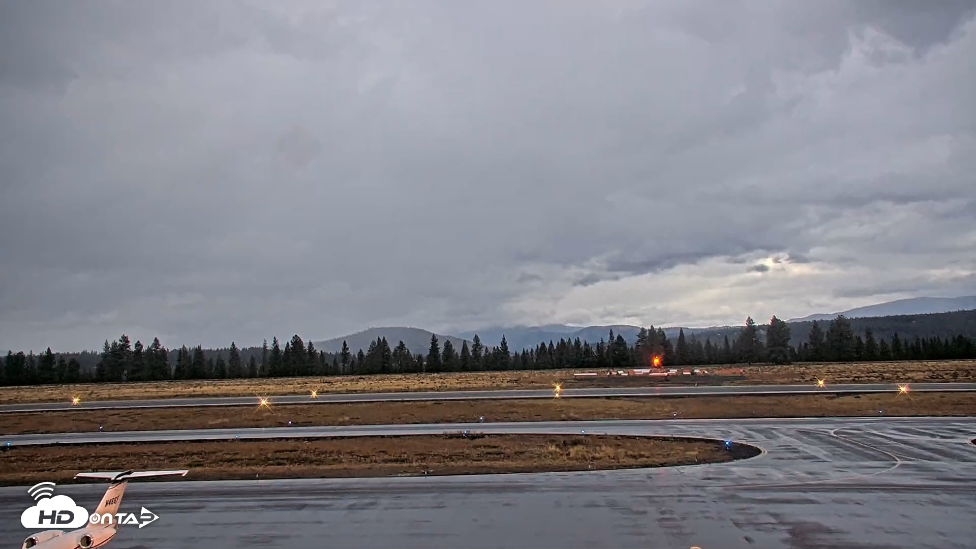 Snapshot of Truckee Tahoe Airport Live Webcam taken Sep 4, 2026, 6:21am PDT