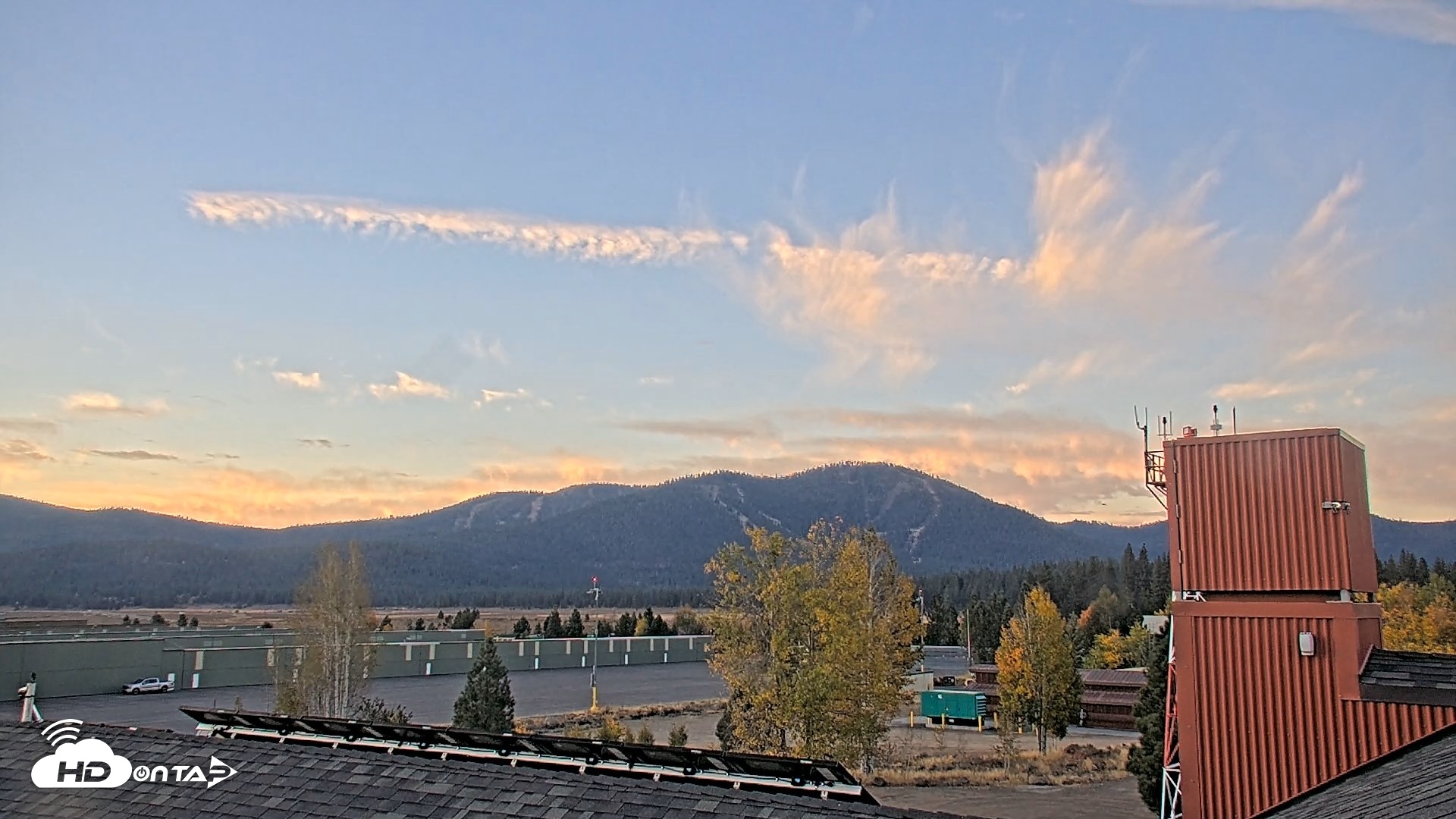 Snapshot of Truckee Tahoe Airport Live Webcam taken Oct 4, 2026, 7:03am PDT