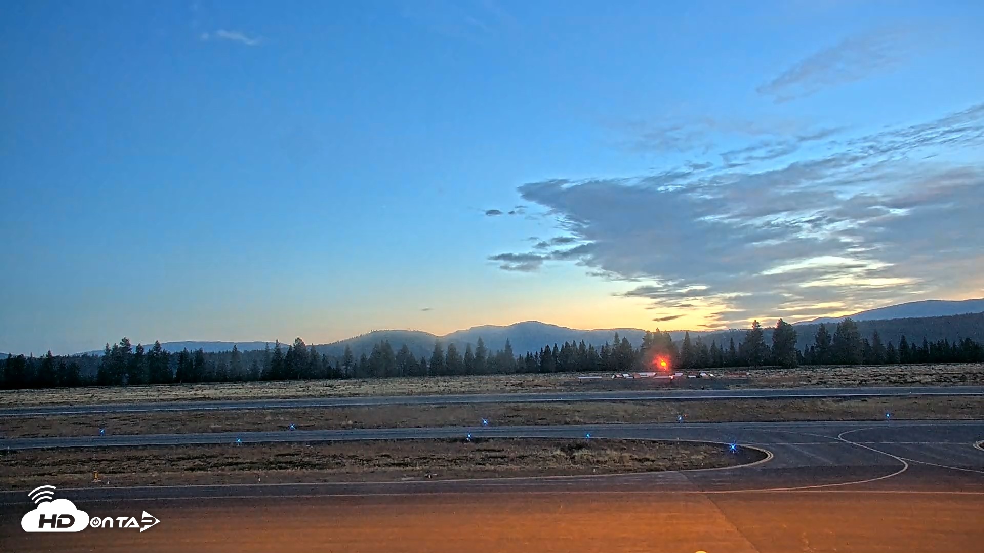 Snapshot of Truckee Tahoe Airport Live Webcam taken Sep 16, 2026, 6:18am PDT
