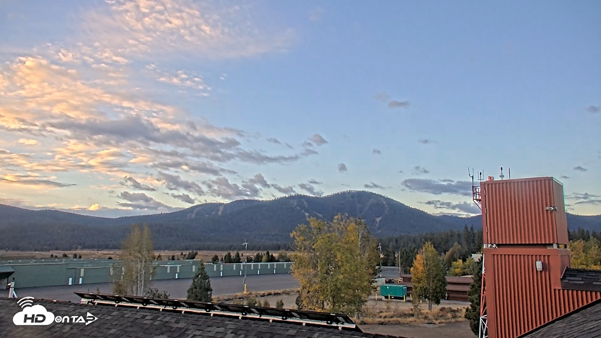 Snapshot of Truckee Tahoe Airport Live Webcam taken Sep 28, 2026, 7:09am PDT