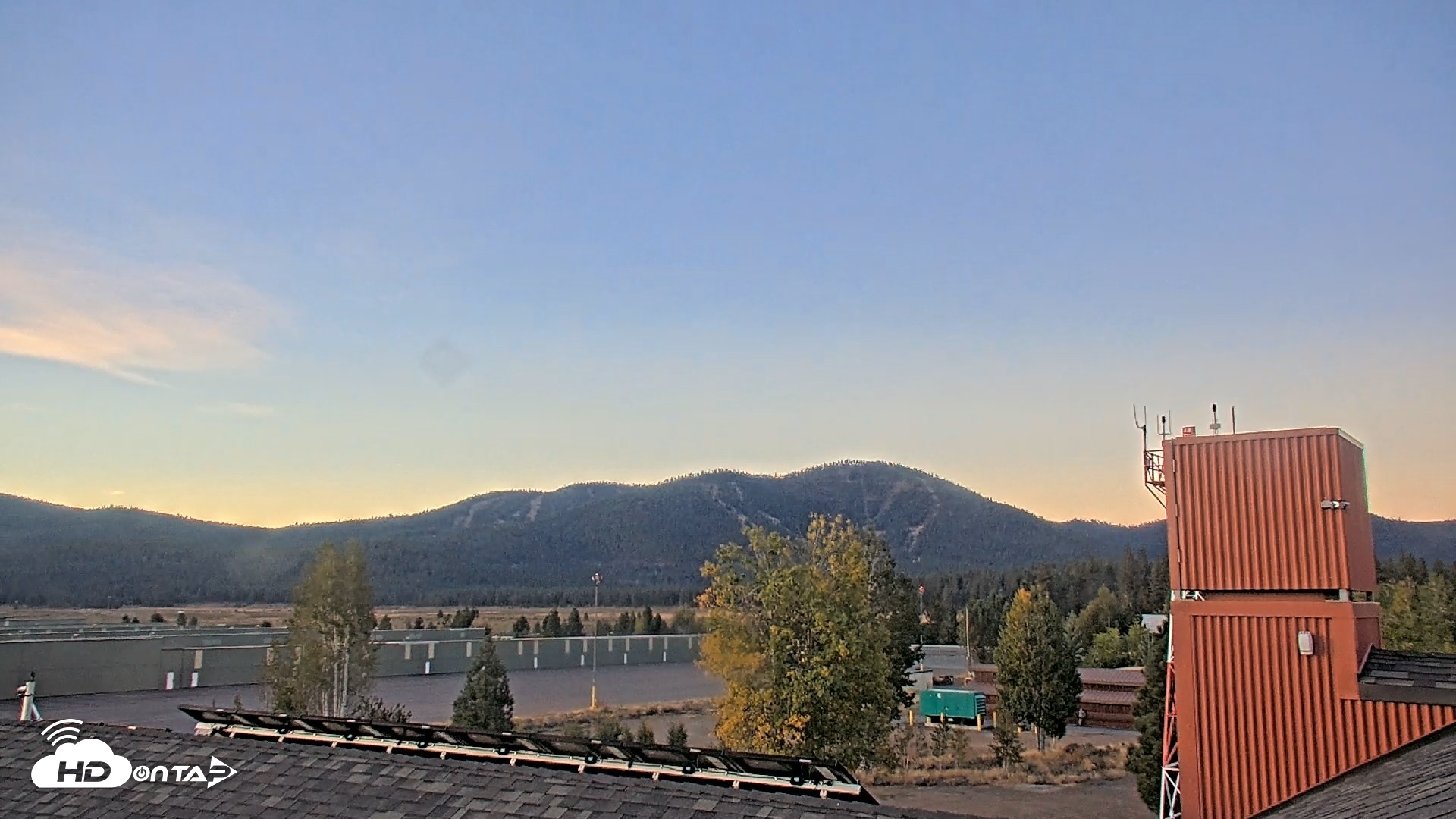 Snapshot of Truckee Tahoe Airport Live Webcam taken Sep 12, 2026, 6:35am PDT