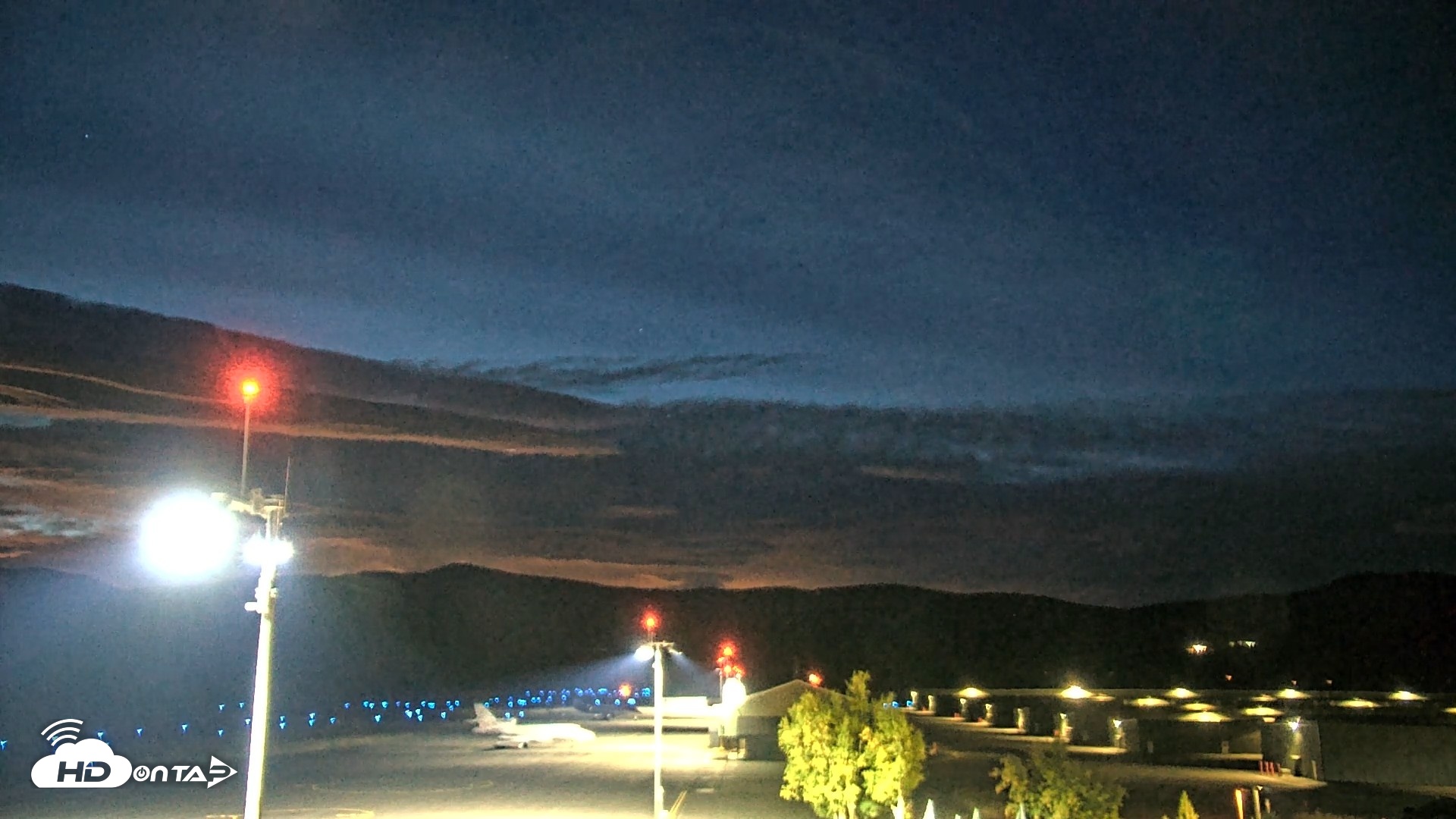 Snapshot of Truckee Tahoe Airport Live Webcam taken Sep 25, 2026, 6:04am PDT