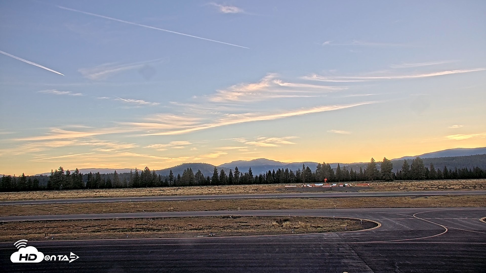 Snapshot of Truckee Tahoe Airport Live Webcam taken Aug 20, 2026, 6:33am PDT