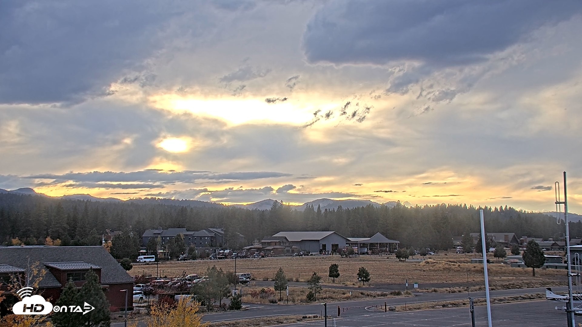 Snapshot of Truckee Tahoe Airport Live Webcam taken Oct 20, 2026, 5:39pm PDT