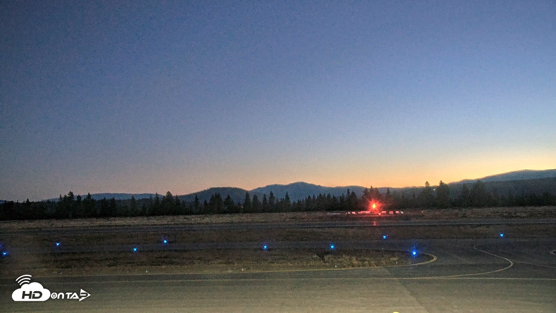Snapshot of Truckee Tahoe Airport Live Webcam taken Oct 8, 2026, 6:27am PDT