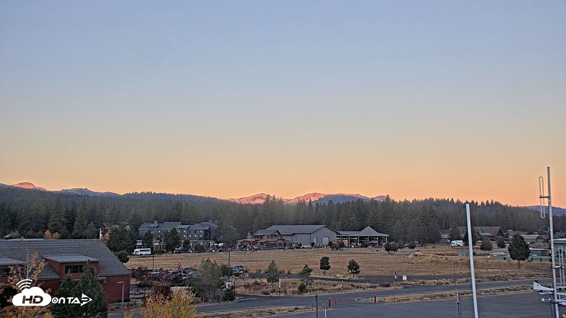 Snapshot of Truckee Tahoe Airport Live Webcam taken Oct 18, 2026, 7:18am PDT