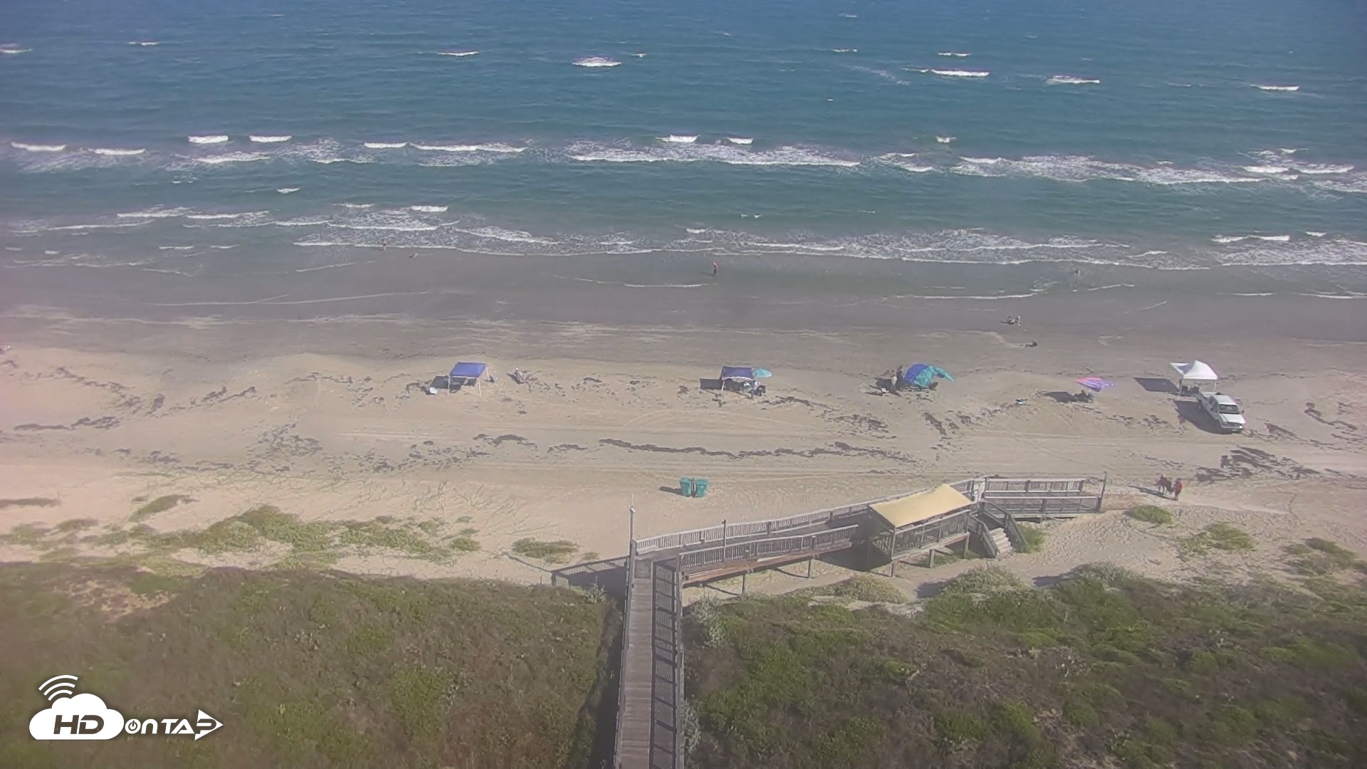 Snapshot of Port Aransas Beach Live Webcam taken Sep 22, 2026, 4:33pm CDT