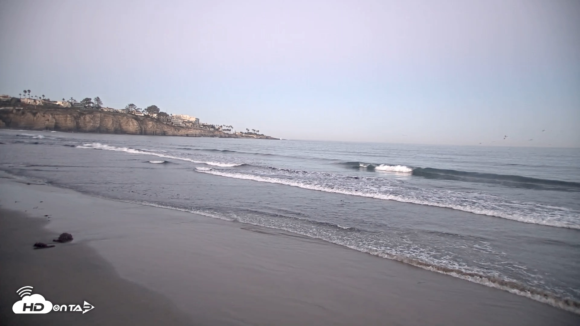 Snapshot of La Jolla Shores Live Surf Cam taken Oct 29, 2025, 6:50am PDT