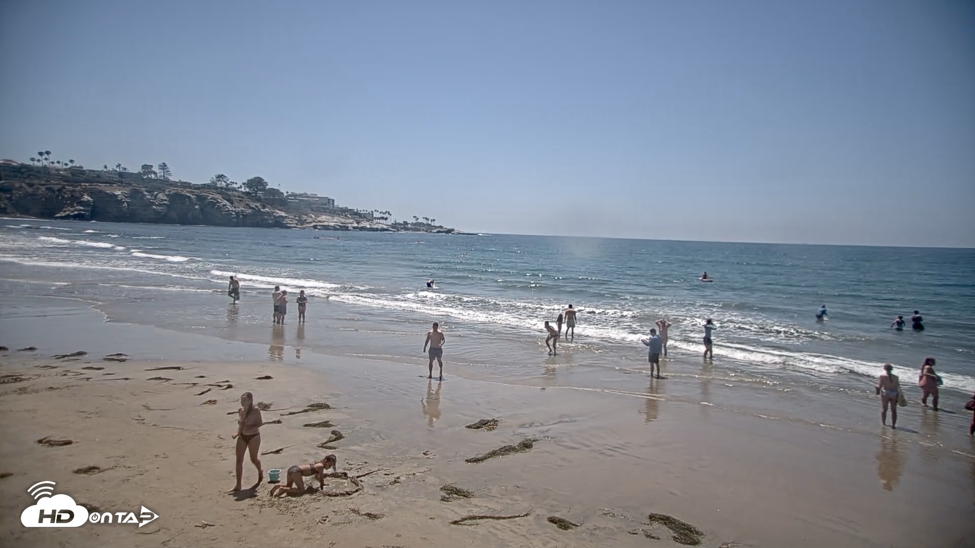 Snapshot of La Jolla Shores Live Surf Cam taken Jun 25, 2026, 2:14pm PDT