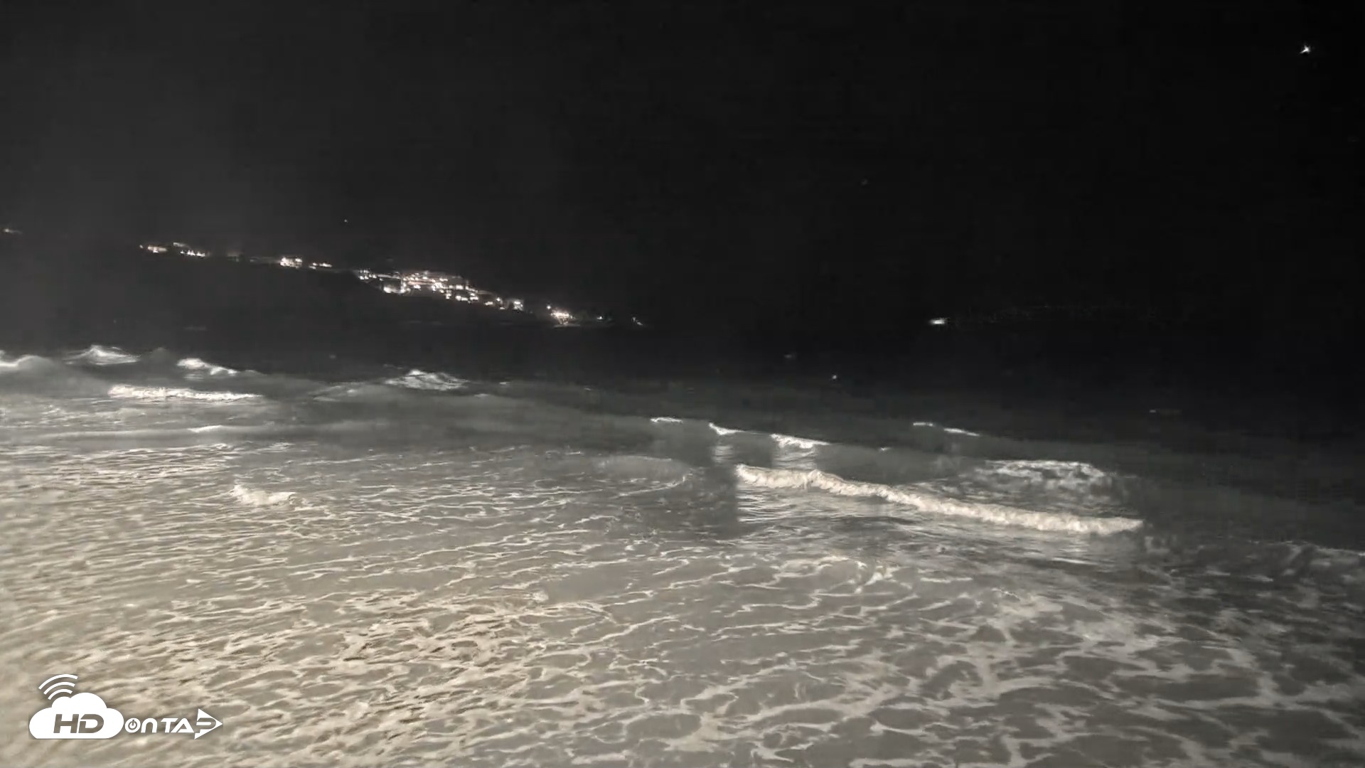Snapshot of La Jolla Shores Live Surf Cam taken May 13, 2026, 9:01pm PDT
