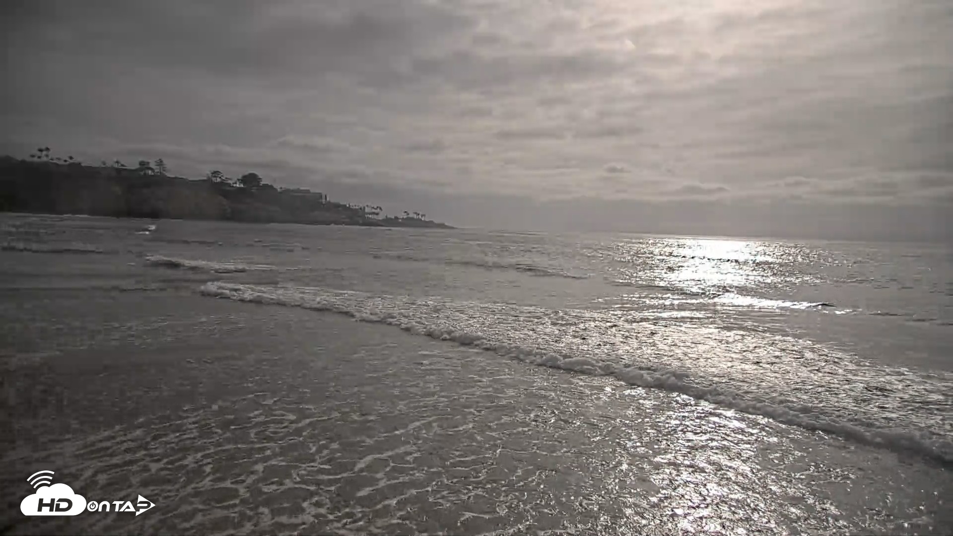 Snapshot of La Jolla Shores Live Surf Cam taken Jun 6, 2026, 5:52pm PDT