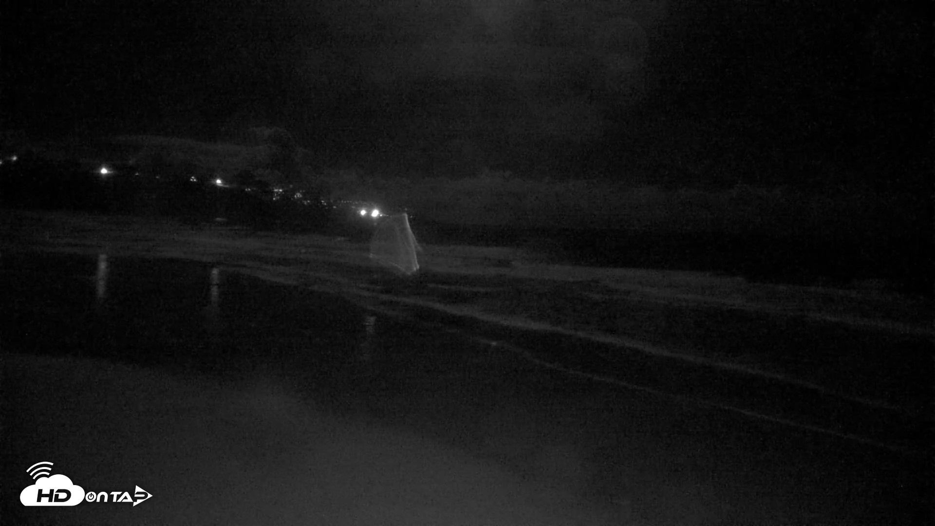 Snapshot of La Jolla Shores Live Surf Cam taken Oct 24, 2026, 1:17am PDT
