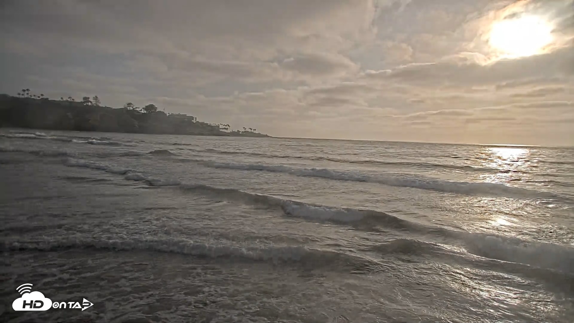 Snapshot of La Jolla Shores Live Surf Cam taken Jun 9, 2026, 6:52pm PDT