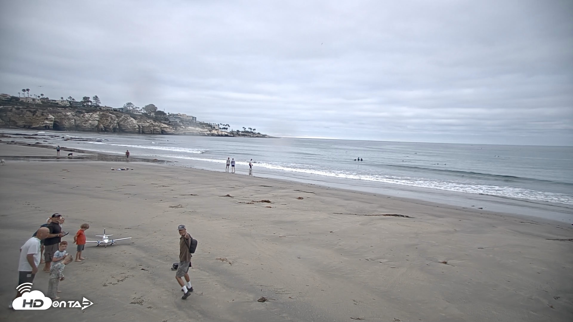 Snapshot of La Jolla Shores Live Surf Cam taken Aug 14, 2026, 7:05am PDT