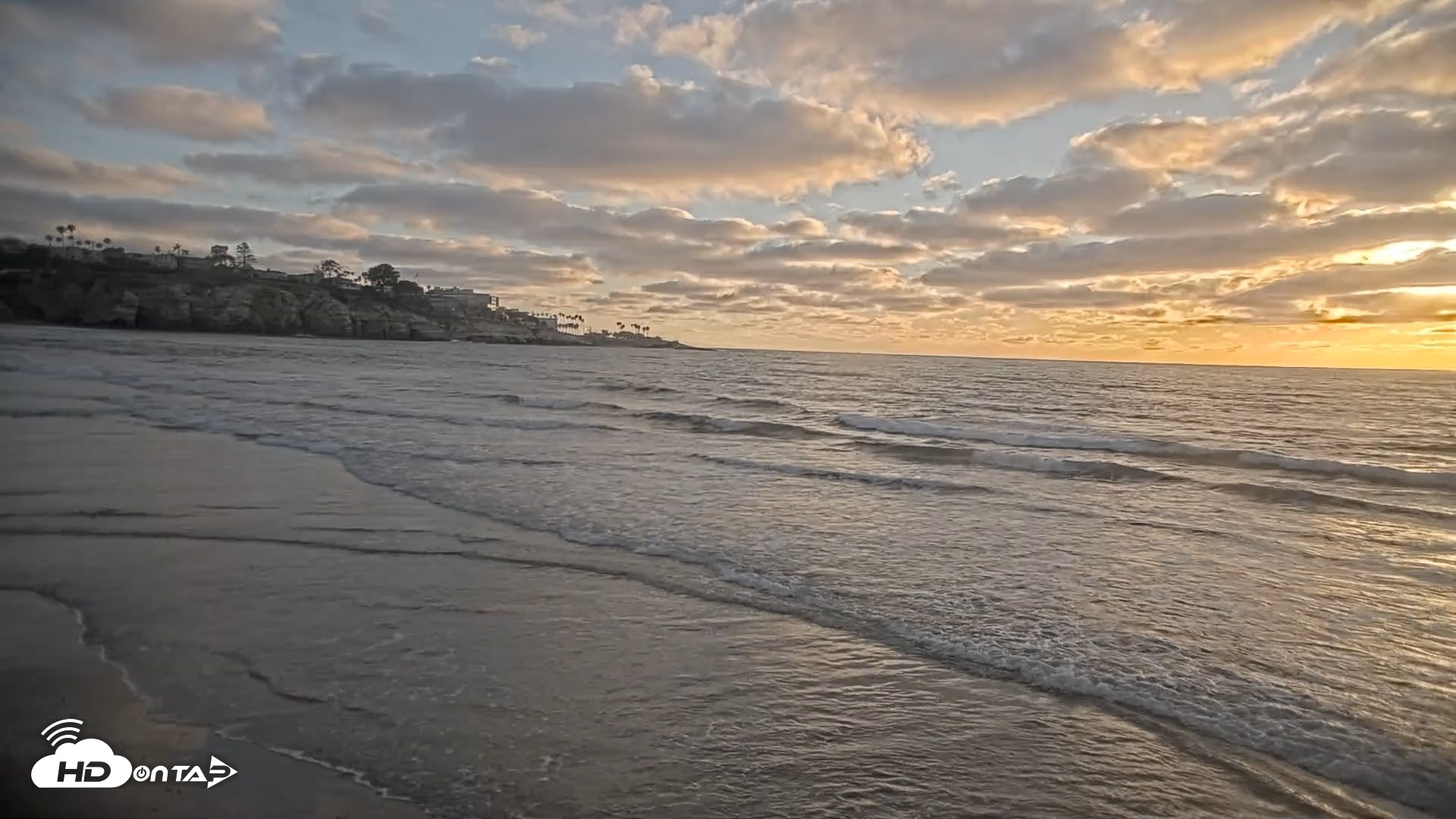 Snapshot of La Jolla Shores Live Surf Cam taken Jun 21, 2026, 7:33pm PDT