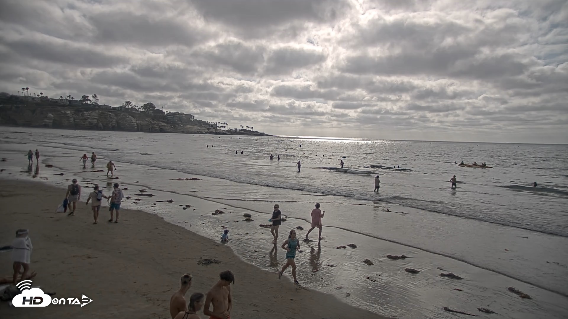 Snapshot of La Jolla Shores Live Surf Cam taken Aug 12, 2026, 5:18pm PDT
