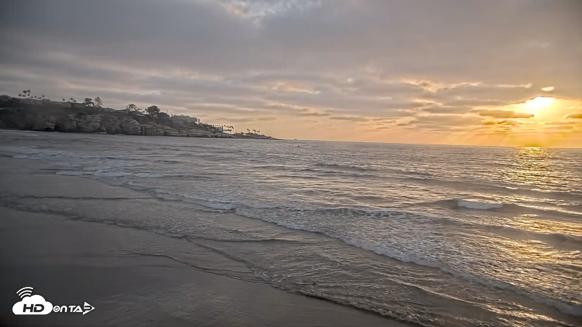 Snapshot of La Jolla Shores Live Surf Cam taken May 22, 2026, 7:16pm PDT