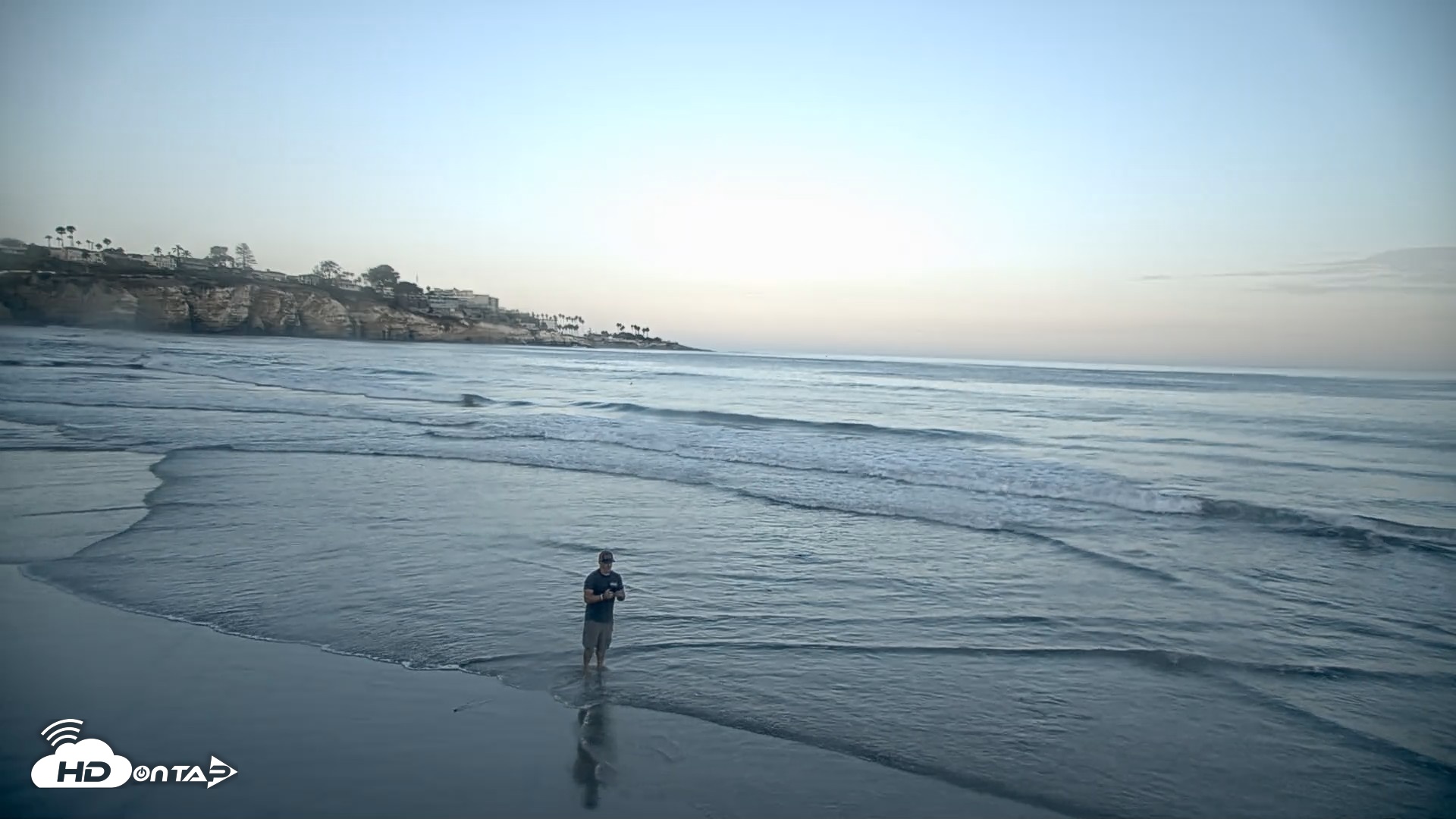 Snapshot of La Jolla Shores Live Surf Cam taken Sep 10, 2026, 6:52am PDT