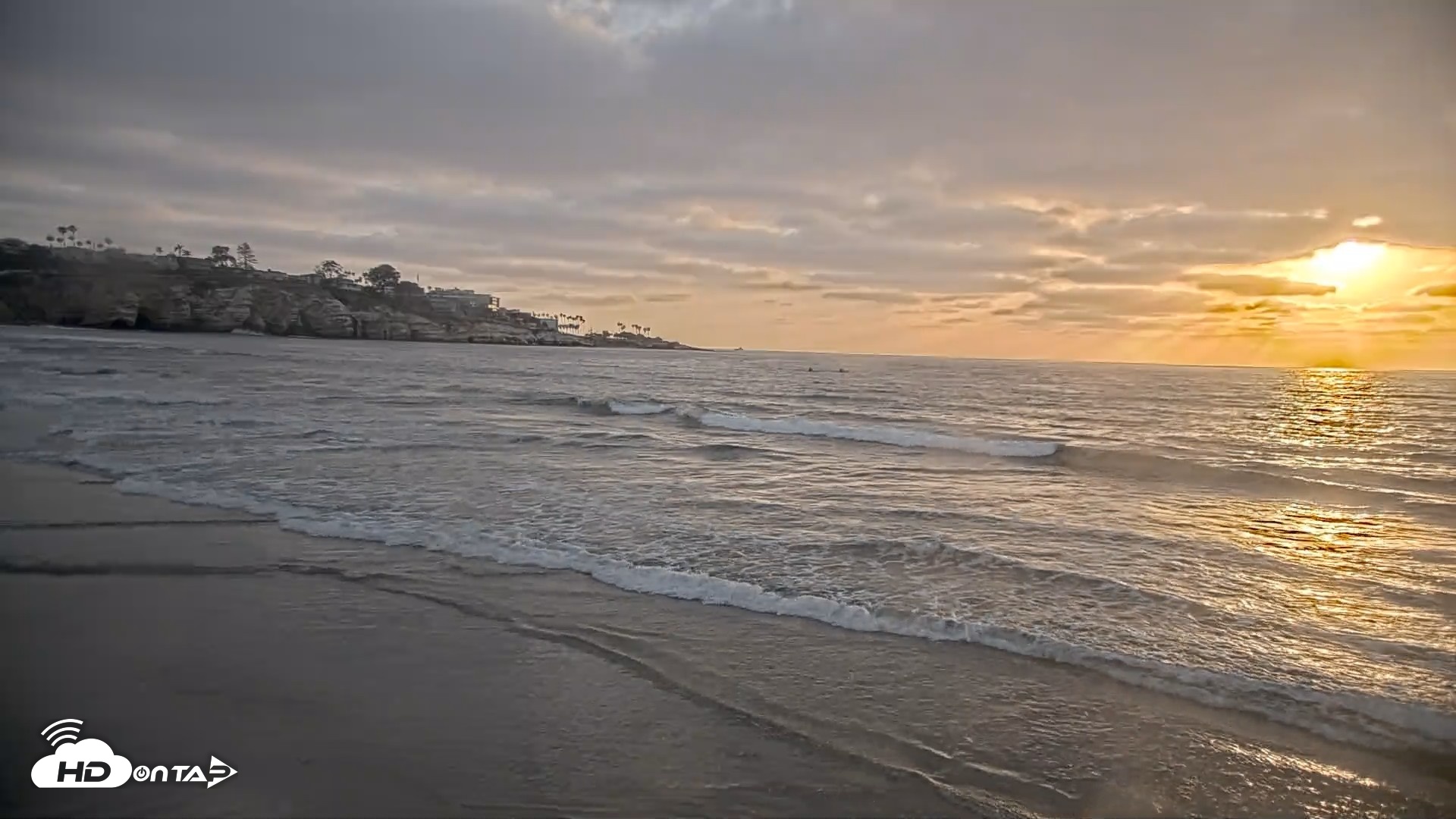 Snapshot of La Jolla Shores Live Surf Cam taken May 22, 2026, 7:17pm PDT