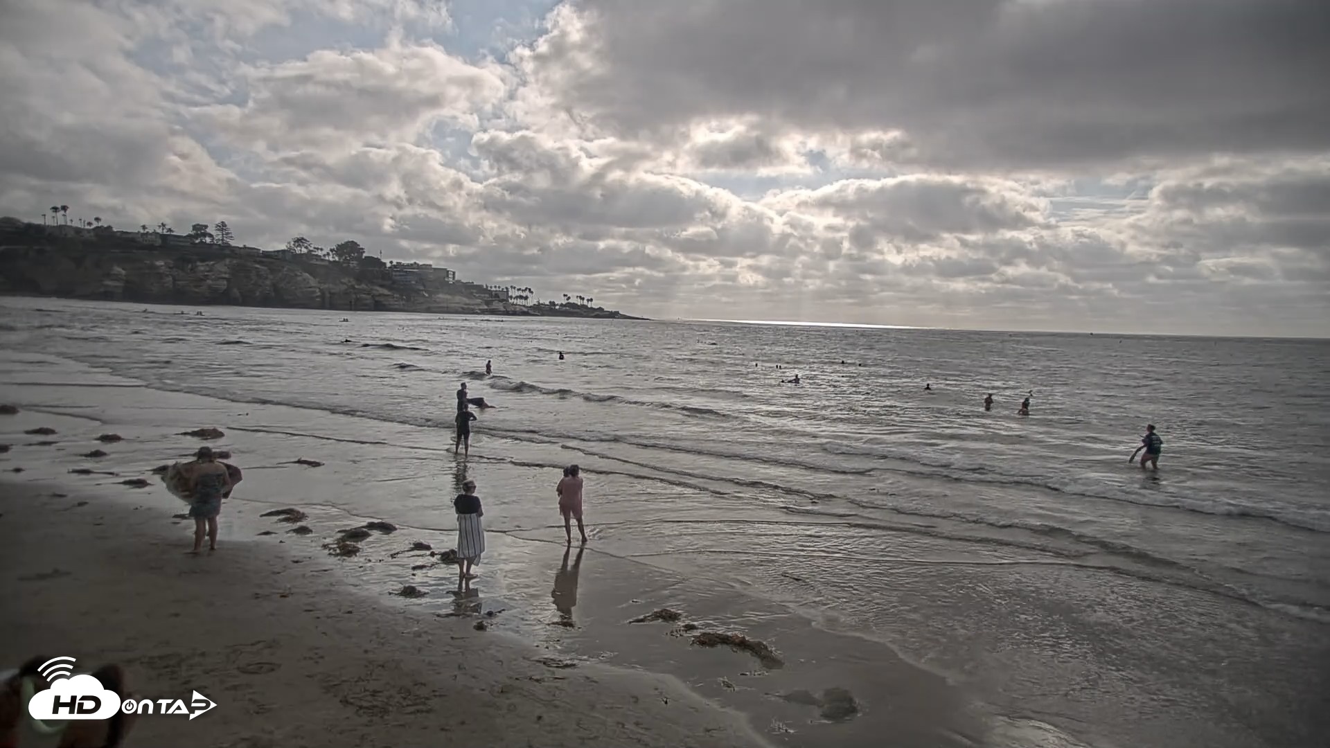 Snapshot of La Jolla Shores Live Surf Cam taken Aug 12, 2026, 5:48pm PDT