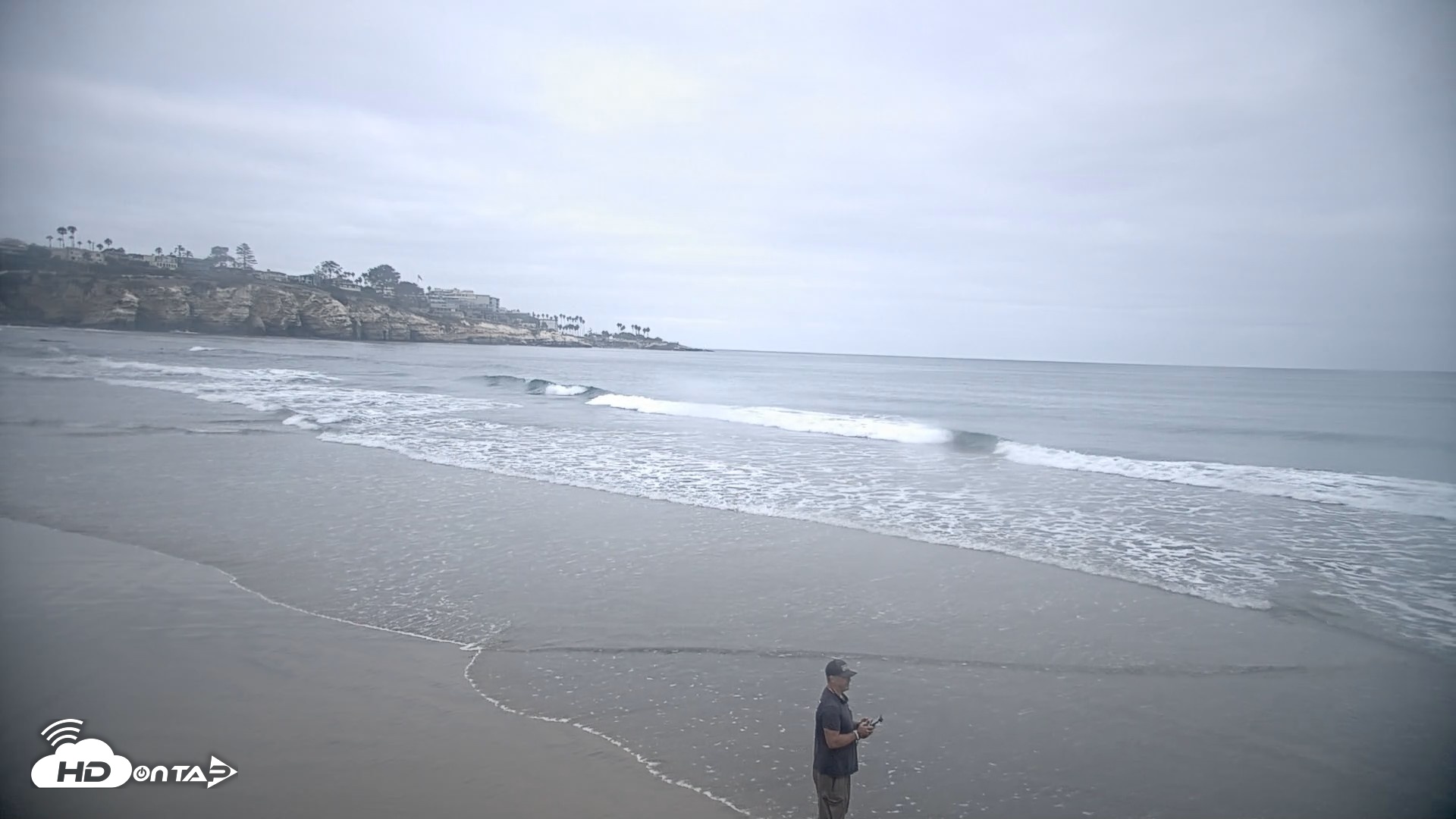 Snapshot of La Jolla Shores Live Surf Cam taken Sep 15, 2026, 7:18am PDT