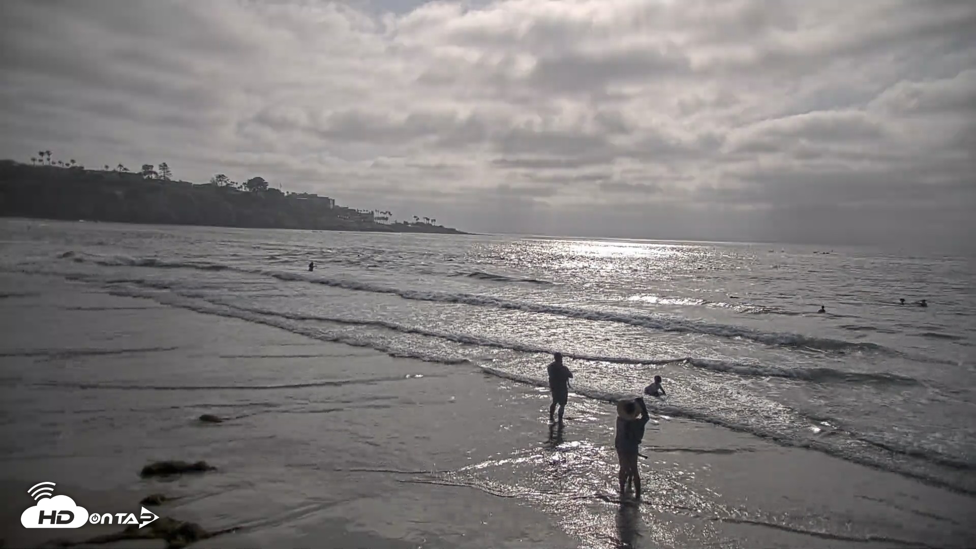 Snapshot of La Jolla Shores Live Surf Cam taken May 9, 2026, 5:14pm PDT