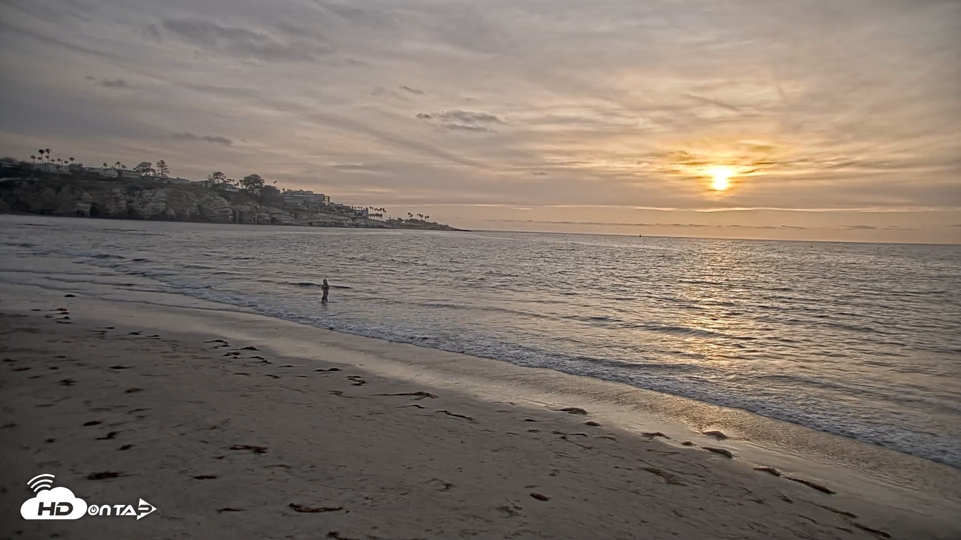 Snapshot of La Jolla Shores Live Surf Cam taken Apr 20, 2026, 7:03pm PDT