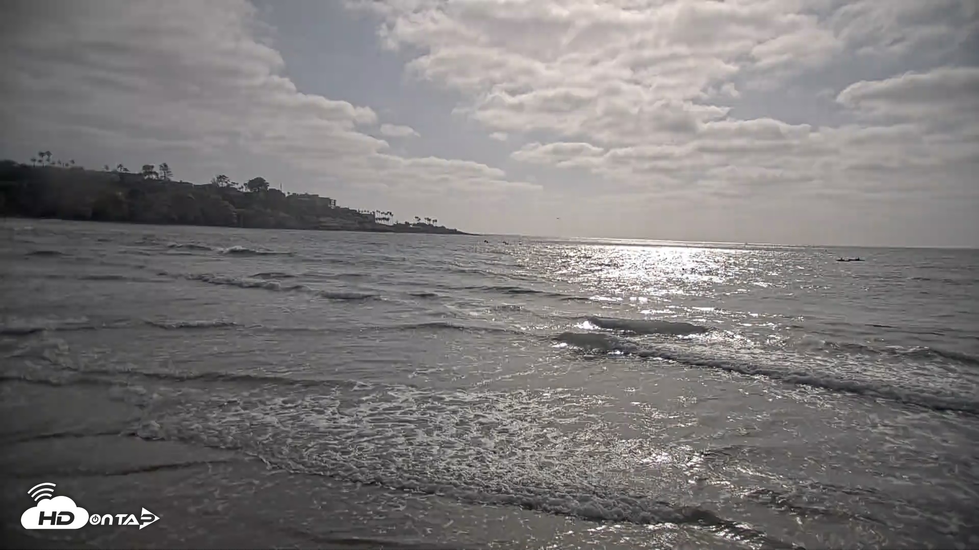 Snapshot of La Jolla Shores Live Surf Cam taken May 22, 2026, 5:16pm PDT