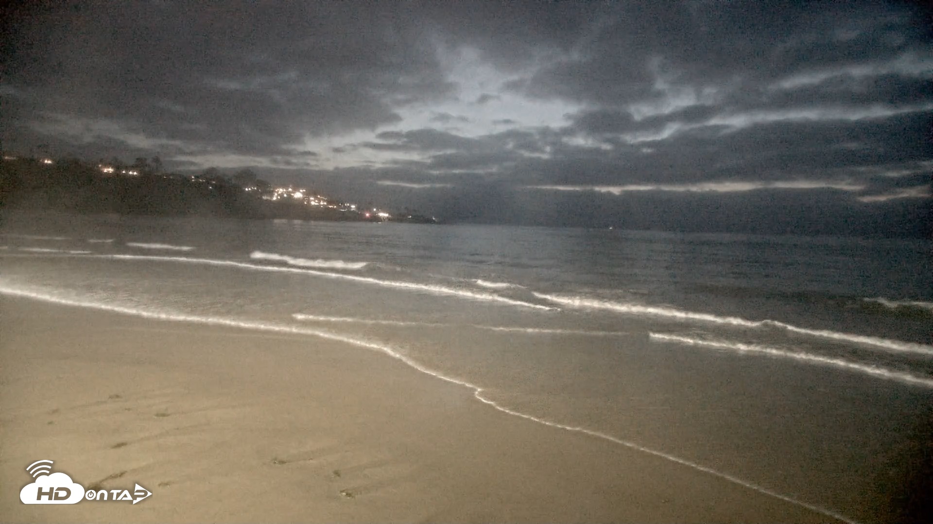 Snapshot of La Jolla Shores Live Surf Cam taken Sep 12, 2026, 7:37pm PDT