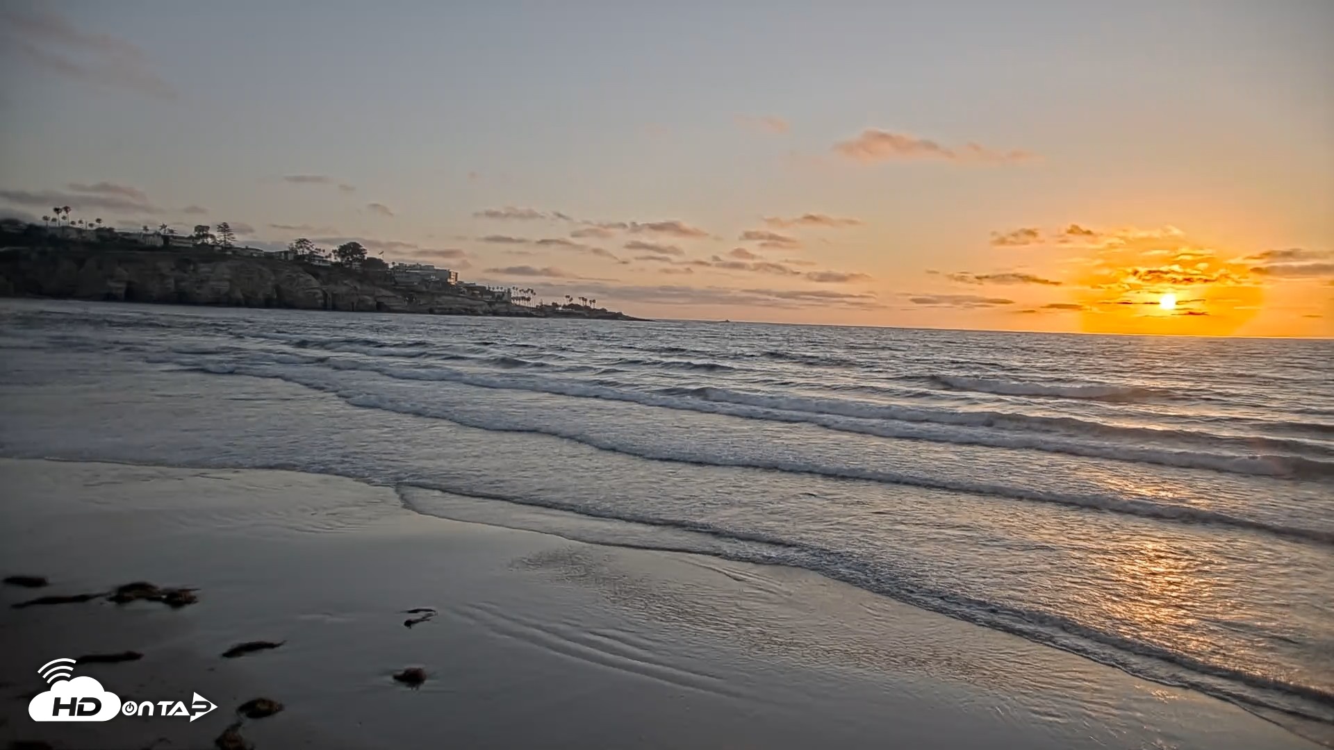 Snapshot of La Jolla Shores Live Surf Cam taken May 6, 2026, 7:25pm PDT